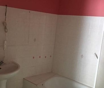 Location Appartement 3 pièces 60m² OBJAT 19130 - Photo 3