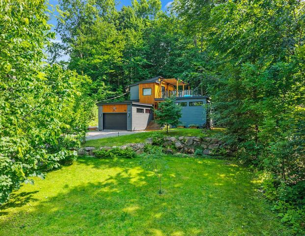 À louer / Maison à étages - Photo 1