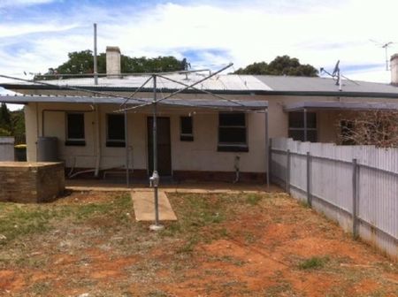 Neat Home with Large Rear Yard - Photo 5