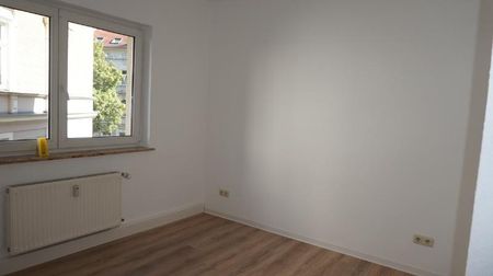 ---Moderne 3-R.-Whg. in beliebter Wohnlage--- - Photo 2