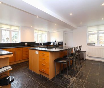 5 bedroom detached house to rent - Photo 6