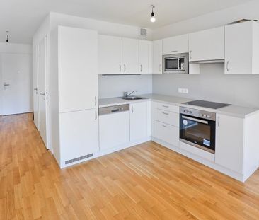 Viola Park – Helle 3-Zimmer Wohnung mit Terrasse und Einbauküche - Foto 4