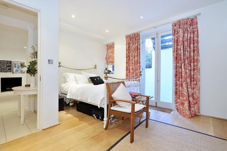 3 bedroom flat to rent - Photo 2