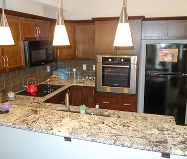 1 Bed Top Floor Condo For Rent In Royal Oak - Photo 3