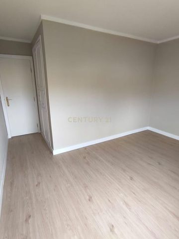 Massamá e Monte Abraão, Lisbon - Photo 2