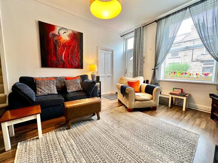 2 bedroom terraced house to rent - Photo 3