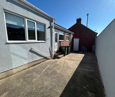 2 bedroom cottage to rent - Photo 3