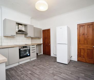 Hangingwater Road, Nether Green, Sheffield, S11 - Photo 2