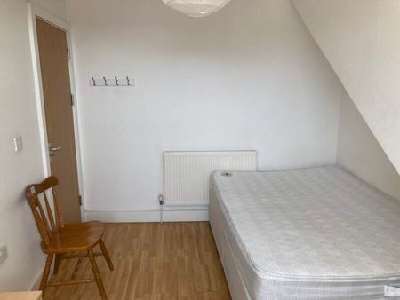 Double Room @ 137 Hanover Street, Swansea. - Photo 2