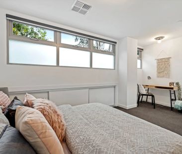 LOCATION ! LOCATION ! LOCATION! - Photo 6