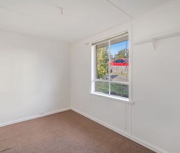 Tidy family home - Photo 5