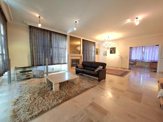 Residentieel gelegen villa - Photo 1