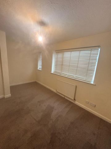 2 Bed Semi-Detached House, St Andrews Road, B9 - Photo 2