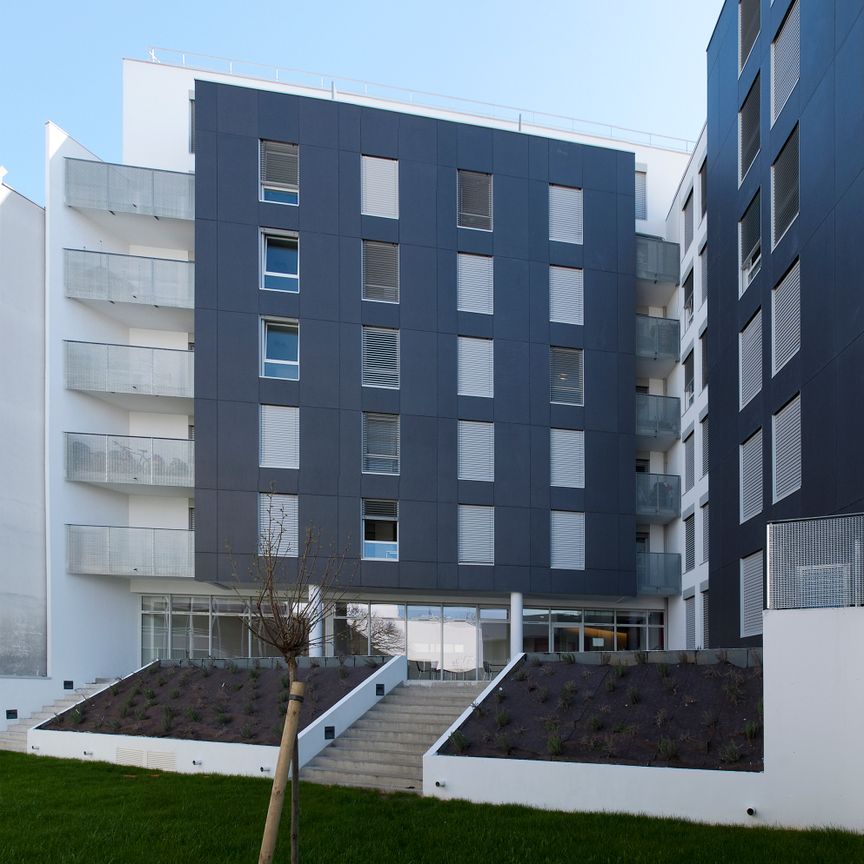 Résidence Claude-Lévi Strauss pour étudiants et apprentis à Saint-Denis - Photo 1