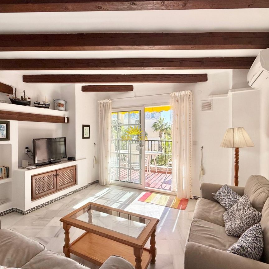 THREE-BEDROOM APARTMENT – TORREVIEJA - Photo 1