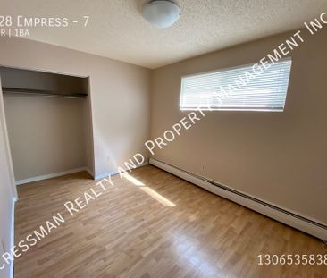 1 bed 1 bath APARTMENT located in Rosemont, Regina, SK. - Photo 2
