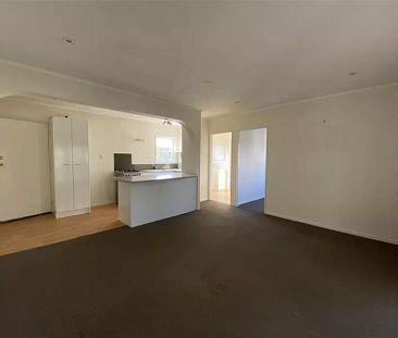 Epsom - One bedroom unit - Photo 5