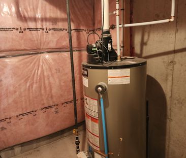 For Lease - 123 Frank's Way, Barrie, Ontario - Photo 6