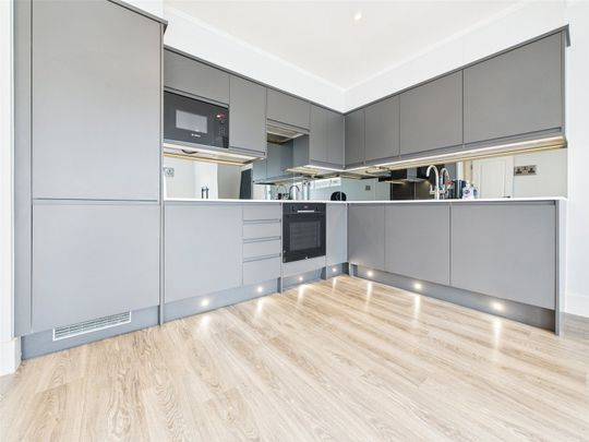 Dudley House, The Grove, Isleworth, Middlesex, TW7 - Photo 1