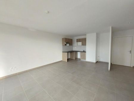 APPARTEMENT T3 67M - Photo 4