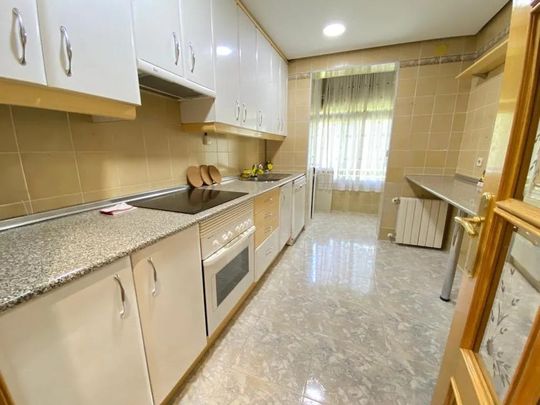 Calle del Cabo Machichaco, Madrid, Community of Madrid 28053 - Photo 1