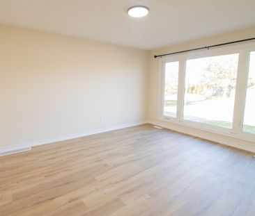 All INCLUSIVE MAIN UNIT IN THOROLD!!! - Photo 4