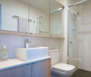 Best location in South Brisbane with unbeatable city & river views - Photo 6