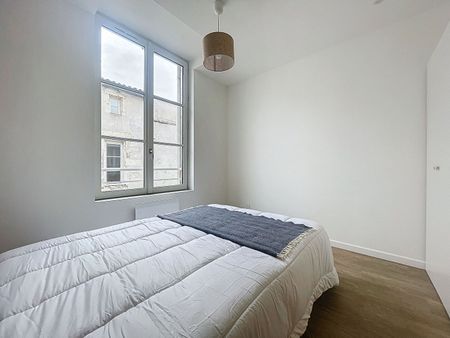 Location Appartement 2 pièces 38m² LA ROCHELLE 17000 - Photo 5