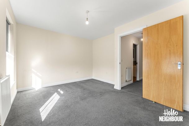 King Edward Avenue - Photo 1