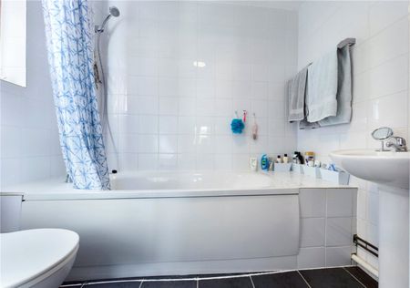Tylers Place, Tilehurst, Reading, Berkshire, RG30 - Photo 4