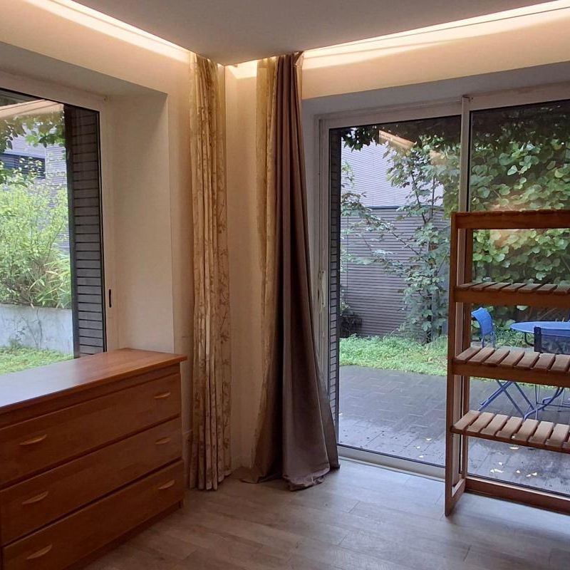 Location Appartement 1 pièce Meublé 19m² STE FOY LES LYON 69110 - Photo 1