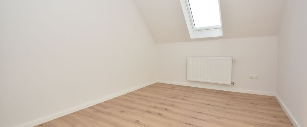 Großzügige Doppelhaushälfte mit Garage in ruhiger Lage in der Stadt Friesoythe - Foto 1