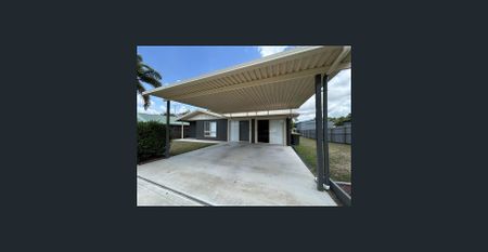 Charming Family Home in Glenella - Photo 3