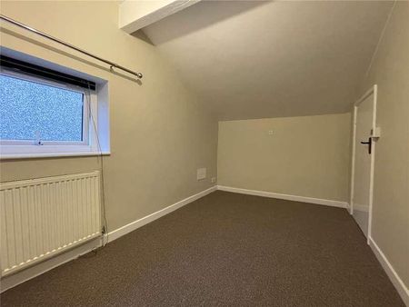 Tithebarn Street, Caernarfon, Gwynedd, LL55 - Photo 3