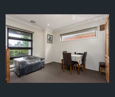 Redefining Luxurious Living - Photo 5