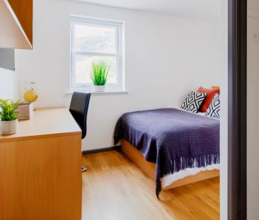 Silver Ensuite - Photo 5