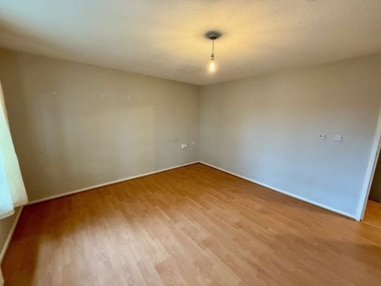 Moore Road, Nottingham, NG3 - Photo 1