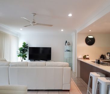 Beautiful 3 bedroom townhouse with DLUG - Photo 1