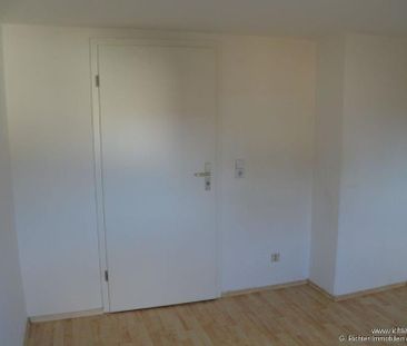 2-Zimmer-Dachgeschosswohnung mit Einbauküche in Halsbrücke - Photo 1