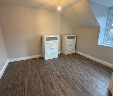 18 Northland Row, BT716AP, Dungannon - Photo 4