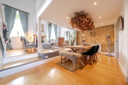 3 bedroom detached house to rent - Photo 5