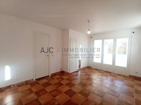APPARTEMENT T2 + JARDIN, COUR ET PARKING - Photo 1