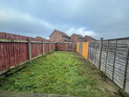 2 bedroom terraced house to rent - Photo 2