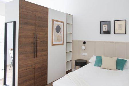 Carrer de Muntaner, Barcelona, Catalonia 08021 - Photo 3