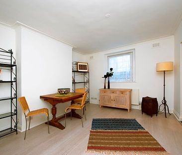 2 Bed Flat, Goldhawk Road, W12 - Photo 1