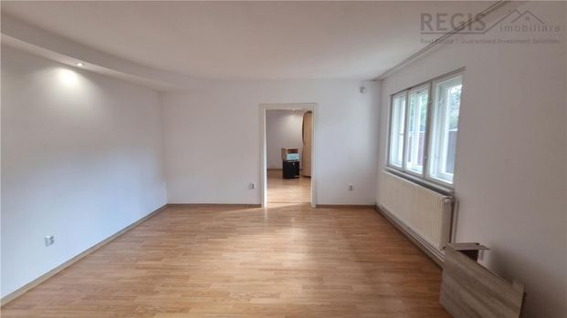 Casa individuala de 3 camere in zona Aurel Vlaicu - Photo 1