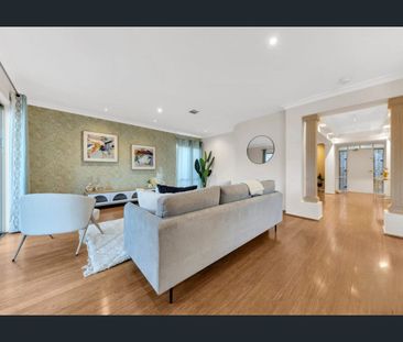 Beautifully Presented Family Home in a Thriving Tarneit Community - Photo 6