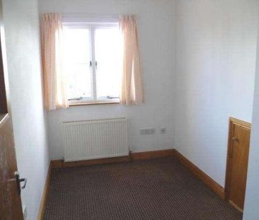 Flat, Preston Street, Faversham, ME13 - Photo 2