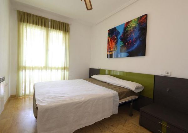 Apartamento bajo en Aguamarina.