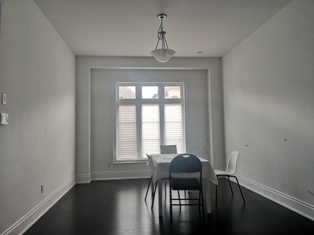 For Lease - 241 Stormont Trail, Vaughan, Ontario - Photo 3